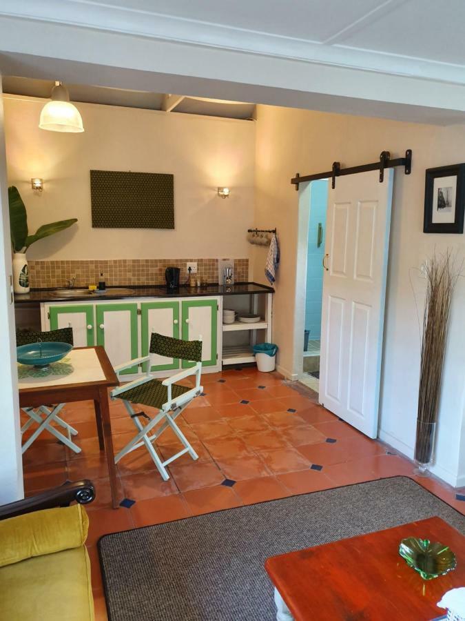 Paradise In The City - Cottage One Порт Елизабет Екстериор снимка