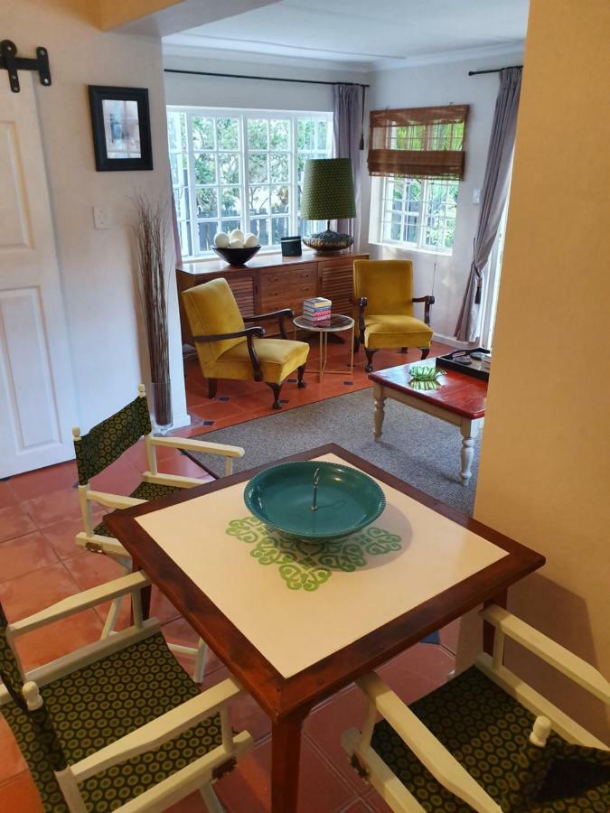 Paradise In The City - Cottage One Порт Елизабет Екстериор снимка
